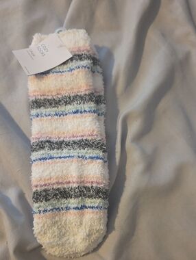 Kohl's White Multi-Color Striped Knit Women's Socks